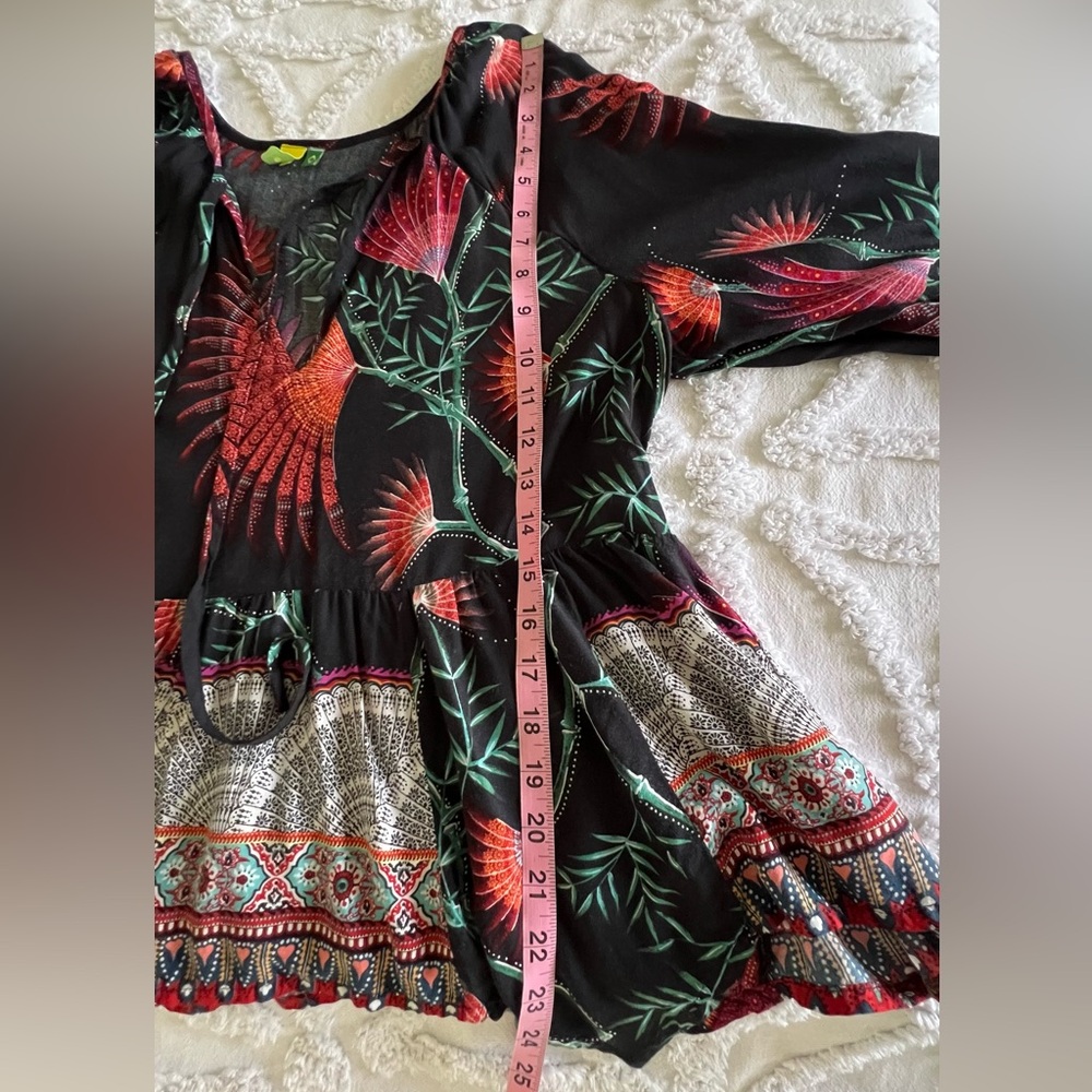Farm Rio Black Long Flare Sleeves Top Flowy Tropical Floral Blouse Size Medium - Picture 10 of 13